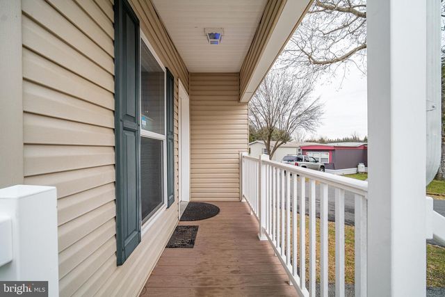 303 BASIL CT, York, PA 17402