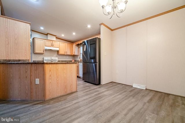 303 BASIL CT, York, PA 17402