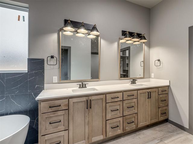 16028 Catalonia Place, Oklahoma City, OK 73170