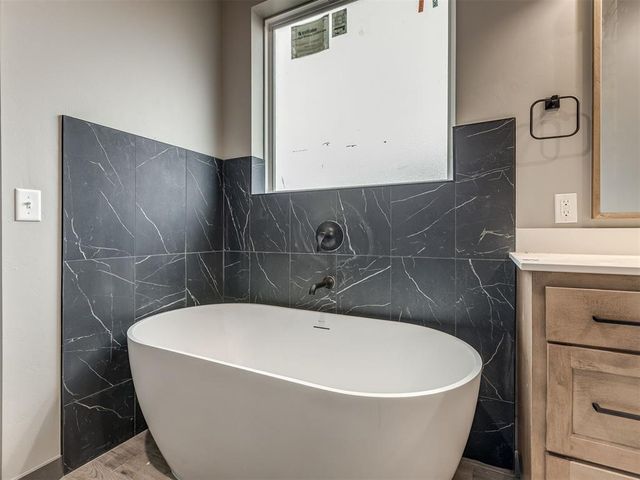 16028 Catalonia Place, Oklahoma City, OK 73170