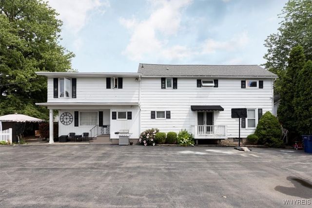 188 Devereaux Court, Lockport City, NY 14094