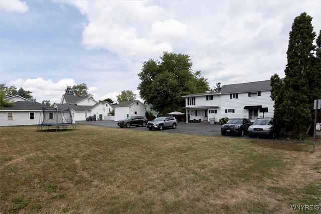 188 Devereaux Court, Lockport City, NY 14094