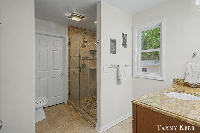 2339 Forest Trail Circle, Fennville, MI 49408