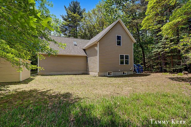 2339 Forest Trail Circle, Fennville, MI 49408