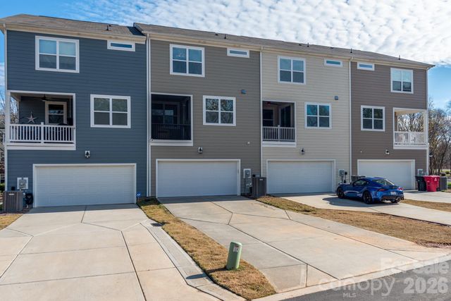 16629 Summers Walk Boulevard, Davidson, NC 28036