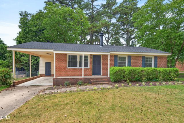 204 Ln Of Sir Gawaine, Garner, NC 27529