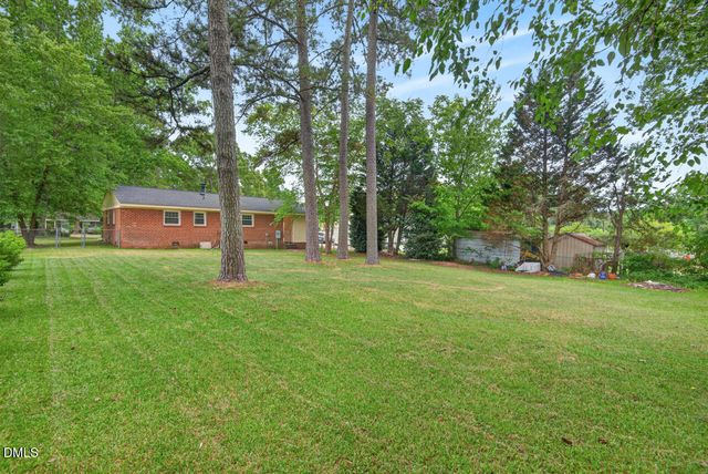 204 Ln Of Sir Gawaine, Garner, NC 27529