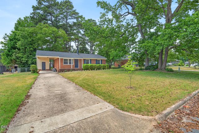 204 Ln Of Sir Gawaine, Garner, NC 27529