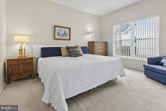 29 CARDINALFLOWER LA, West Windsor, NJ 08550