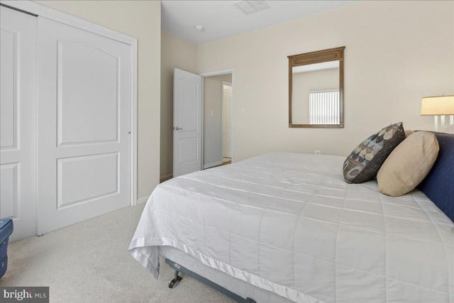 29 CARDINALFLOWER LA, West Windsor, NJ 08550