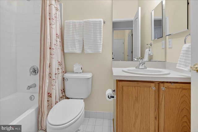29 CARDINALFLOWER LA, West Windsor, NJ 08550