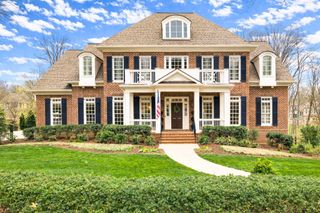 305 Silvercreek Ct, Franklin, TN 37069