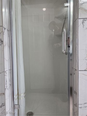 3698 Washington Boulevard, University Heights, OH 44118