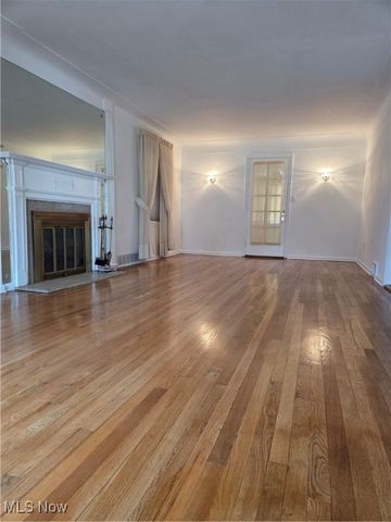 3698 Washington Boulevard, University Heights, OH 44118