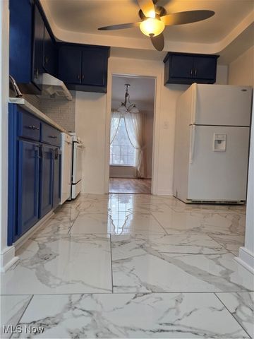 3698 Washington Boulevard, University Heights, OH 44118