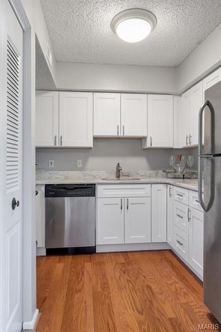 1507 Swallow Drive, Brentwood, MO 63144