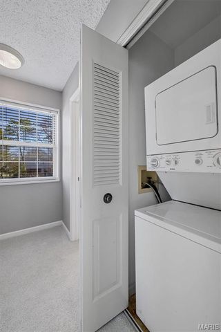 1507 Swallow Drive, Brentwood, MO 63144