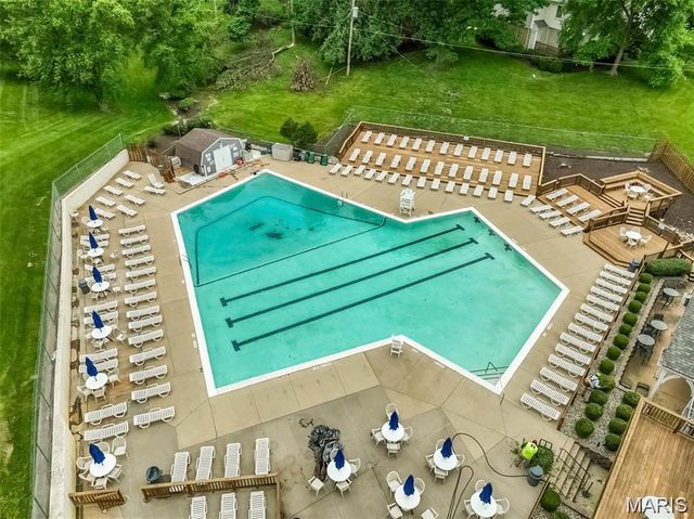 1507 Swallow Drive, Brentwood, MO 63144