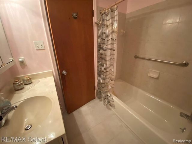 1930 Owen Street, Flint, MI 48503