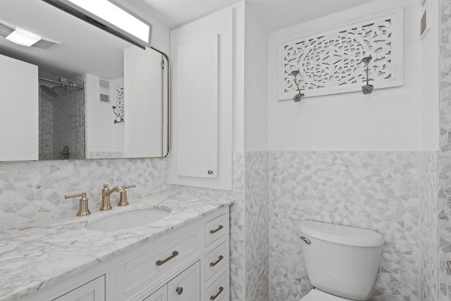 4505 S Ocean Boulevard 103, Highland Beach, FL 33487