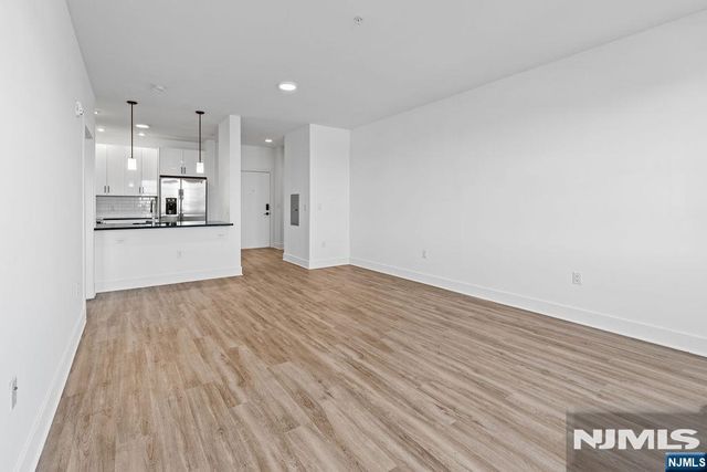 520 Cliff Street 327, Fairview, NJ 07022