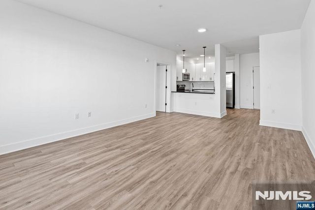 520 Cliff Street 327, Fairview, NJ 07022