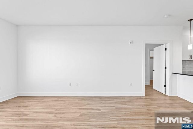 520 Cliff Street 327, Fairview, NJ 07022