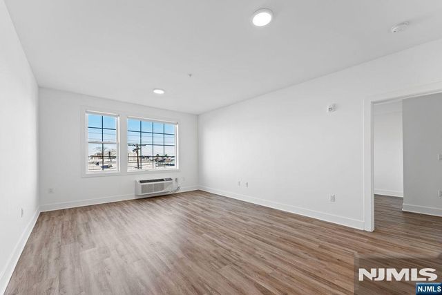 520 Cliff Street 327, Fairview, NJ 07022