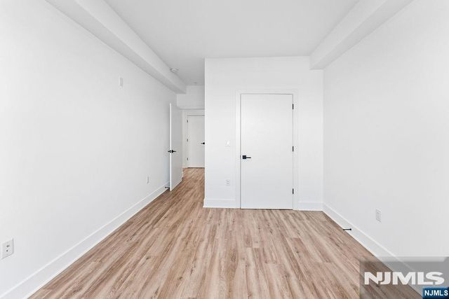 520 Cliff Street 327, Fairview, NJ 07022
