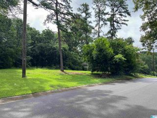 1609 4TH WAY NW, Center Point, AL 35215
