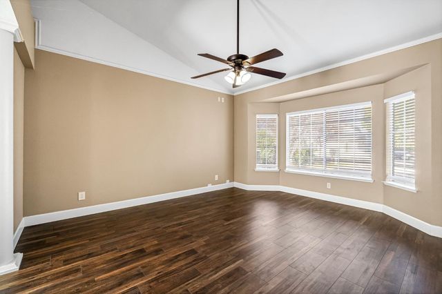 2034 Wrenwood Avenue, Clovis, CA 93611