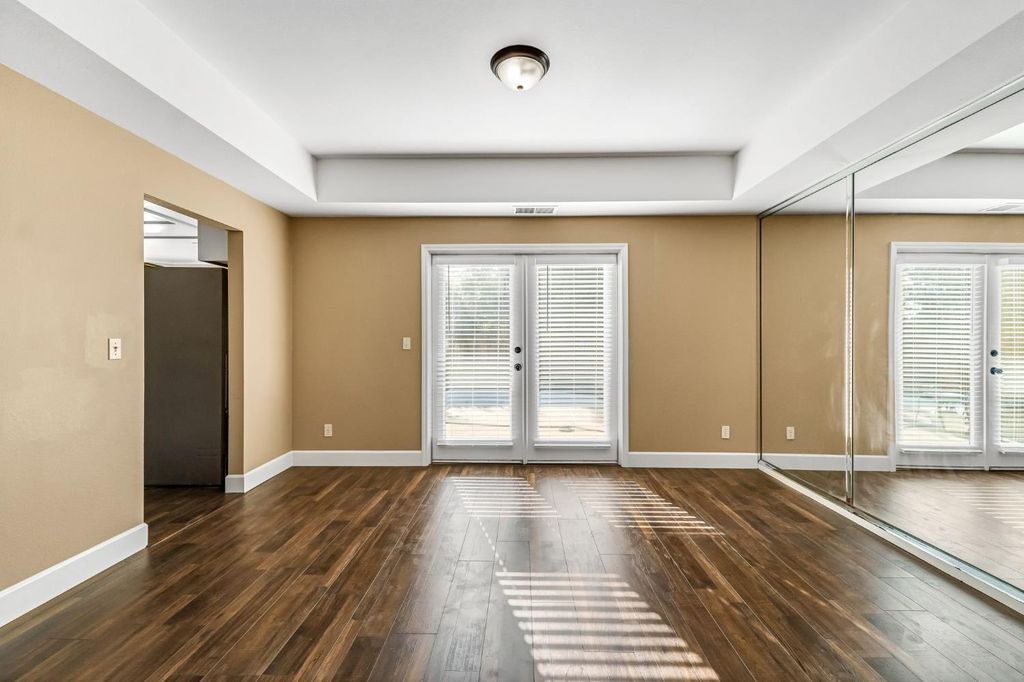 Image 10 of property listing at 2034 Wrenwood Avenue, Clovis, CA 93611