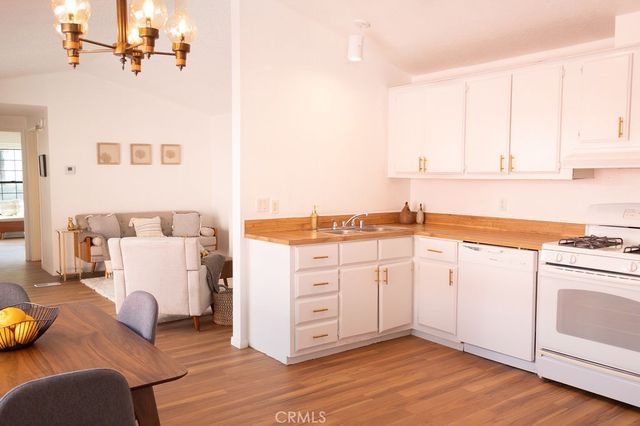 1887 Club Drive, Pomona, CA 91768