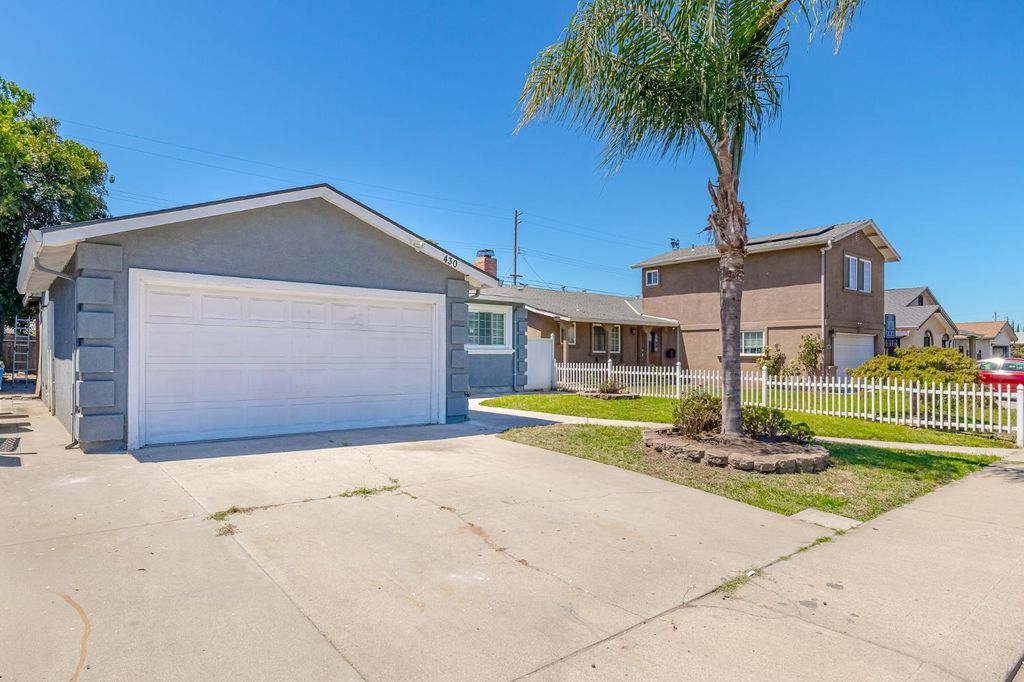 430 Eva Dr, Manteca, CA 95336