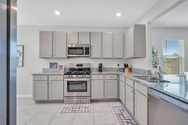 332 NOWELL LOOP, Deland, FL 32724