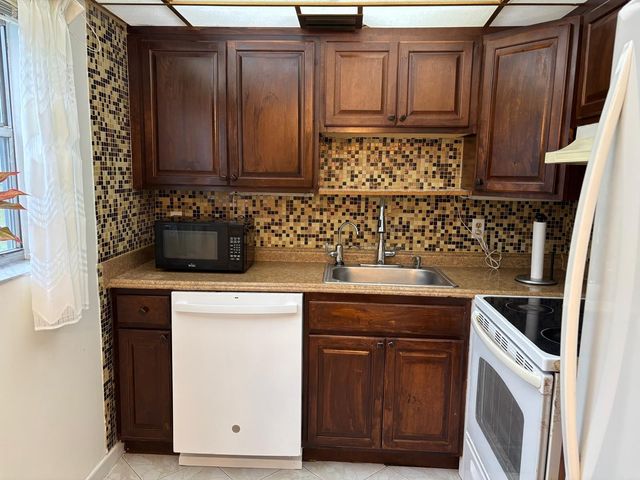 345 Brittany H, Delray Beach, FL 33446