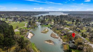 78 Hunters Creek Drive, Huntsville, TX 77340