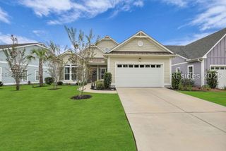 366 Castaway Dr, Bluffton, SC 29910