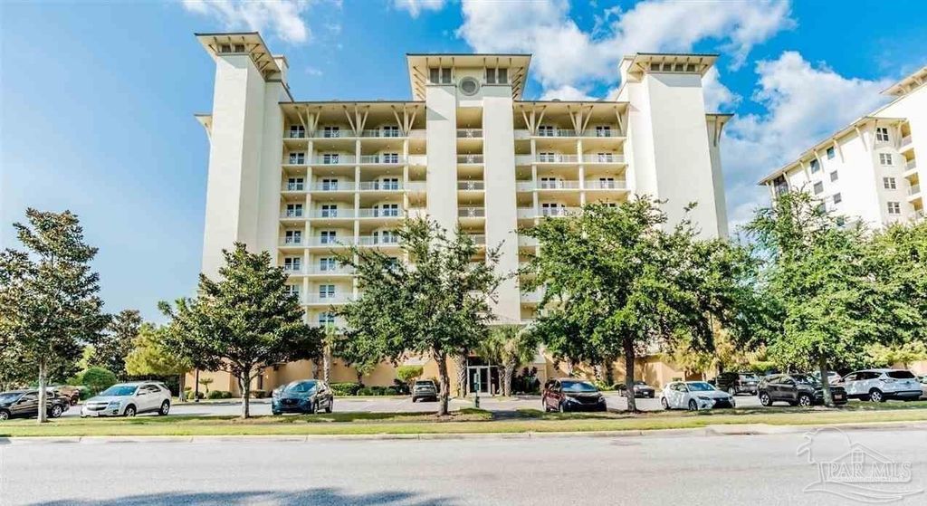 612 Lost Key Dr 603-B, Pensacola, FL 32507