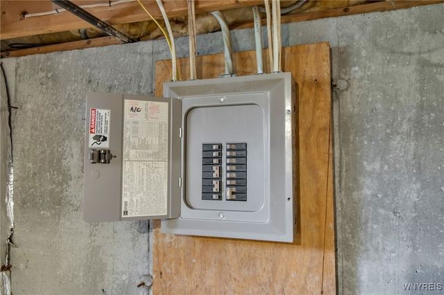 6181 Old Beattie Road, Lockport Town, NY 14094