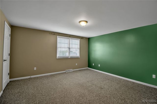 6181 Old Beattie Road, Lockport Town, NY 14094