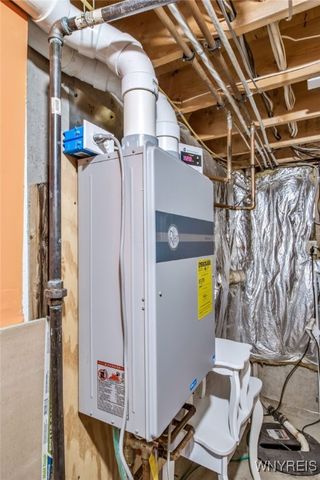 6181 Old Beattie Road, Lockport Town, NY 14094