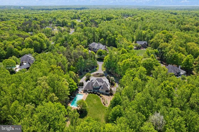 5033 HUNTWOOD MANOR DR, Fairfax, VA 22030