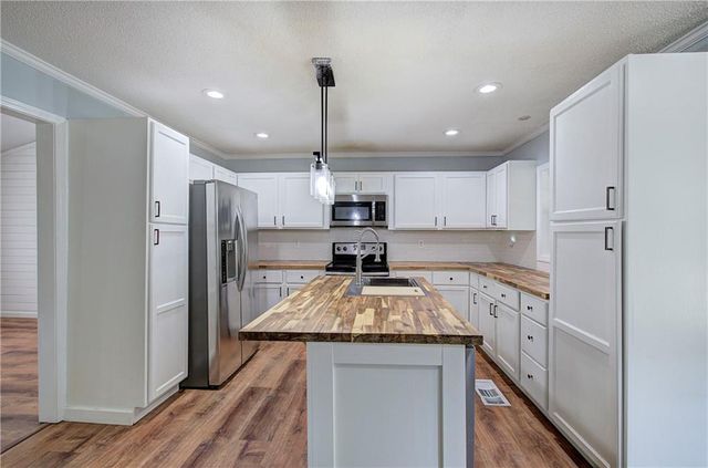 170 Manning Mill Road NW, Adairsville, GA 30103
