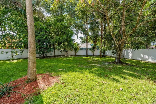 5304 NW 66th Avenue, Lauderhill, FL 33319