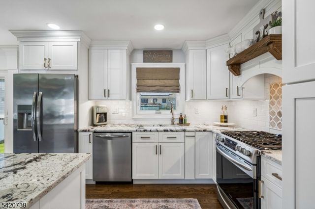 14 June Way, Middlesex Boro, NJ 08846