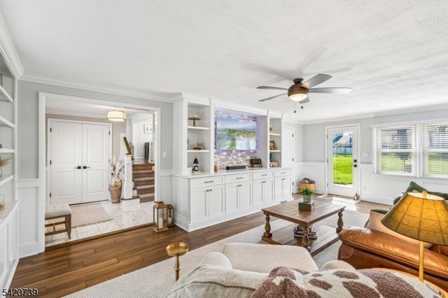 14 June Way, Middlesex Boro, NJ 08846