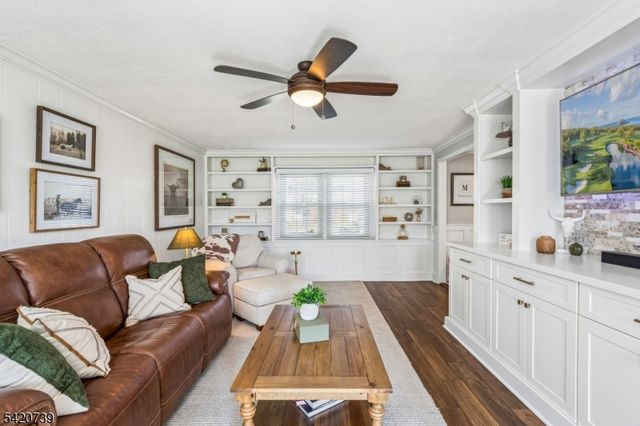 14 June Way, Middlesex Boro, NJ 08846