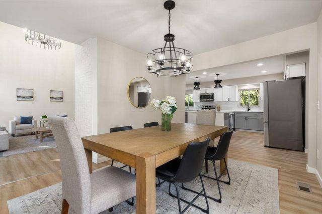 2687 Snouffer Road, Columbus, OH 43235