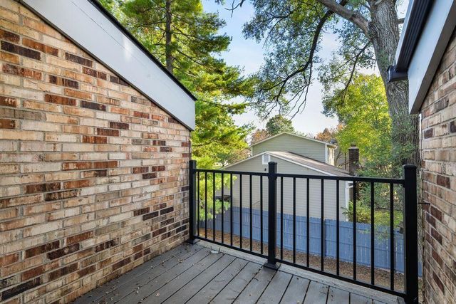 2687 Snouffer Road, Columbus, OH 43235